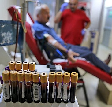 Aşısızların kan bağış derneği kuruluyor