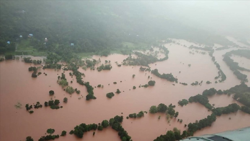 Hindistan'da yağışlarda 10 kişi öldü
