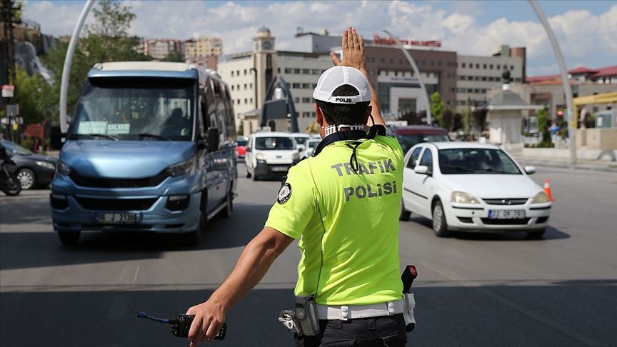 Samsun'da Kovid-19 ve asayiş denetimlerinde ceza yağdı