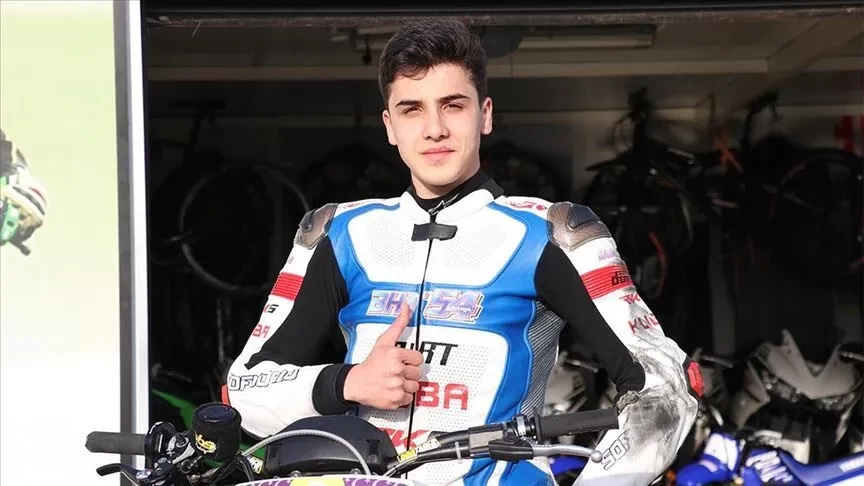 Milli motosikletçi Bahattin Sofuoğlu, İtalya'da 7. oldu