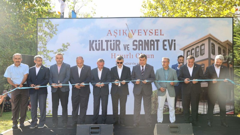 Sultanbeyli'de Aşık Veysel Kültür ve Sanat Evi açıldı