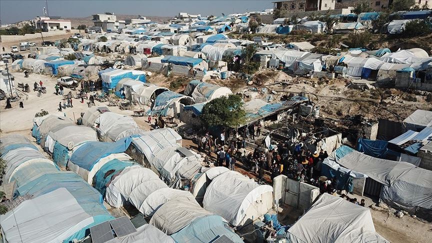 İdlib'de de çadırları su bastı