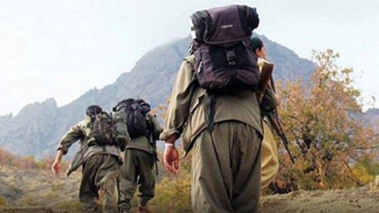 PKK'dan kaçan 4 terörist teslim oldu