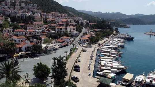 Antalya'da 14 adet arsa satışa sunuyor