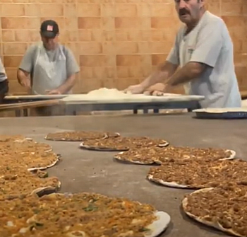 Ermeniler Anadolu mutfağını Türkçe yemek isimleriyle Lübnan'a taşıdı