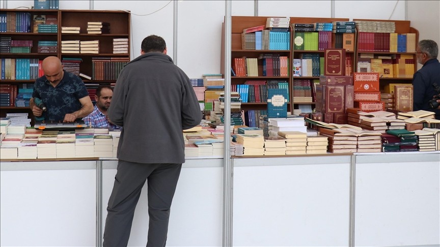 40. Türk Kitap ve Kültür Fuarı'nı yaklaşık 1 milyon kişi ziyaret etti