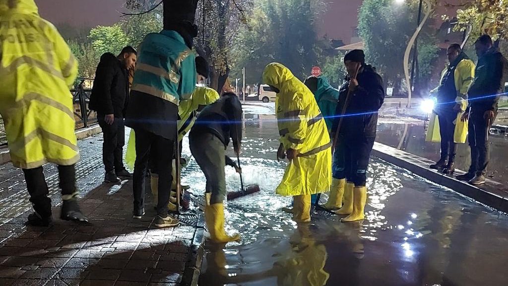 Gaziantep'te yoğun yağışın sebep olduğu olumsuzluklar giderildi