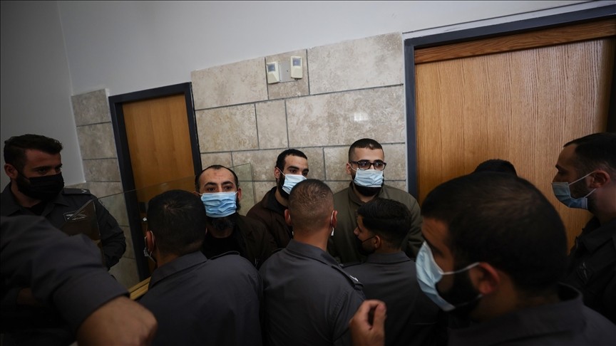 Filistinli tutuklular mahkemede darbedildi