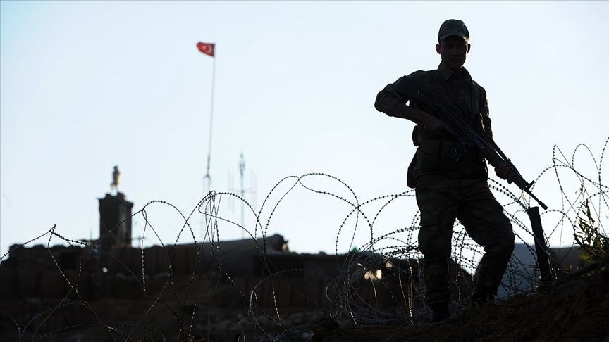 Bakan Soylu: Elazığ'da 2 terörist teslim oldu