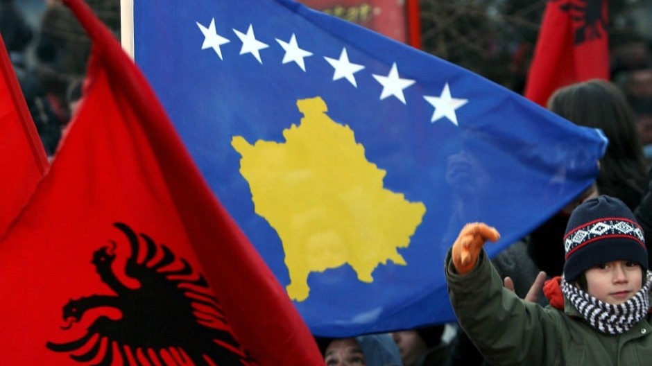Arnavutluk'tan 'Kosova ile birleşme' mesajı