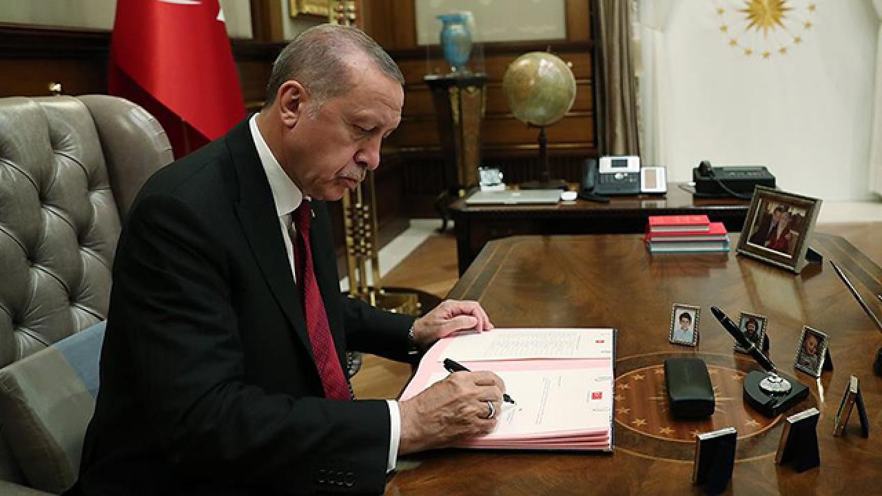 Başkan Erdoğan'dan imzaladı! Yeni atama kararları Resmi Gazete'de