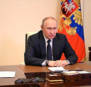 Rusya 'dost olmayan' ülkelere doğal gazı rubleyle satacak