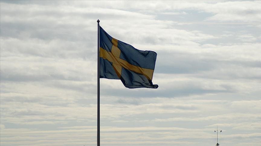 Terör destekçisi vekilden İsveç hükümetine şantaj!