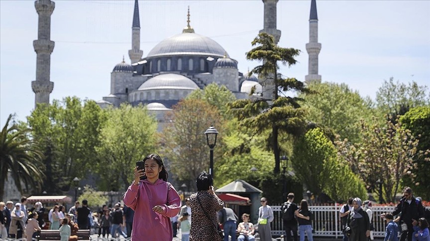 Valilik duyurdu! İstanbul'a ilk 9 ayda Turist aktı
