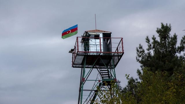 Ermenistan'dan Azerbaycan mevzilerine ateş