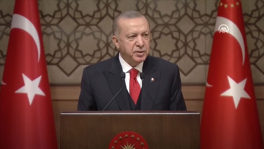 'Türkçemiz tarihimizin en büyük katliamına maruz bırakıldı'
