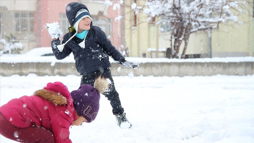 Pek çok ilde eğitimde kar tatili ilan edildi!