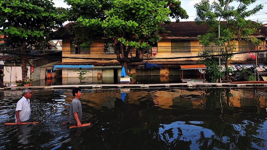 ​Tayland'da şiddetli yağışlar sele neden oldu