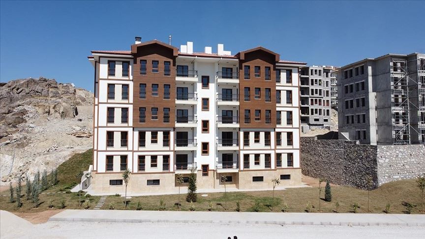 Malatya Gelinciktepe'de depremzedeler için 1799 konut inşa ediliyor