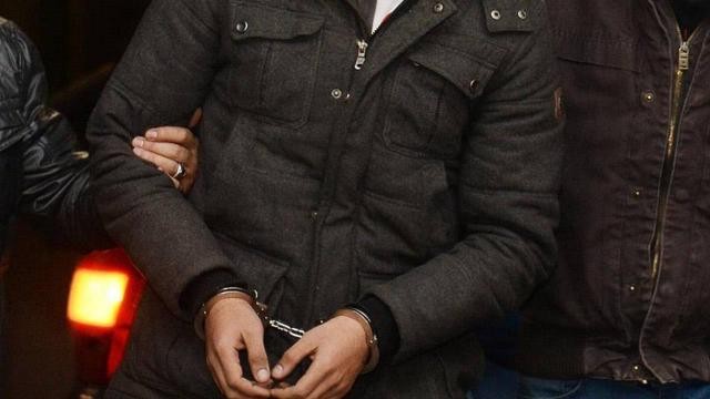 İzmir merkezli FETÖ operasyonu: 84 gözaltı kararı