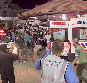 İsrail Gazze Şeridi'nde hastaneyi vurdu: En az 1000 kişi hayatını kaybetti