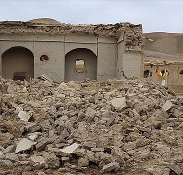 Afganistan'daki depremlerde acı bilanço