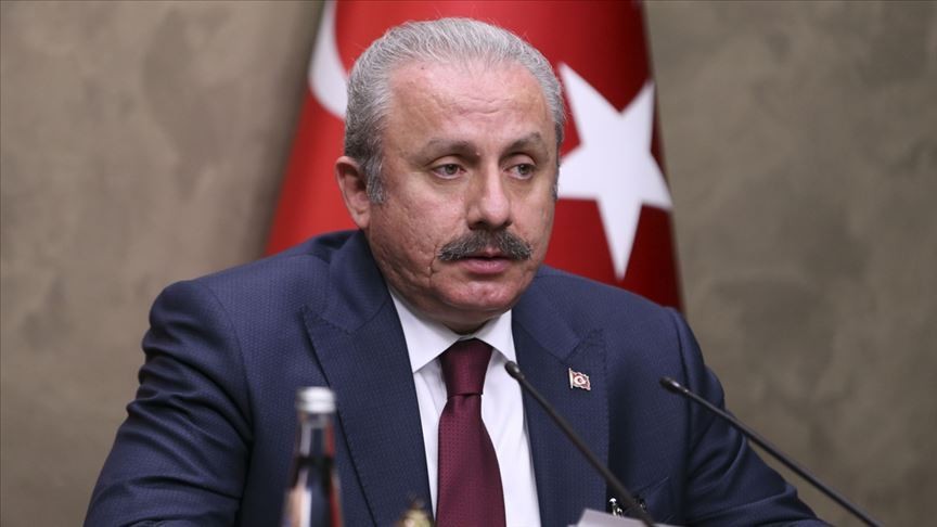 Mustafa Şentop, vefatının 30. yılında 8. Cumhurbaşkanı Turgut Özal'ı andı