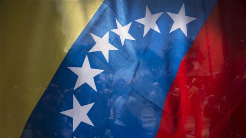 ​İran ve Venezuela petrol anlaşması imzaladı