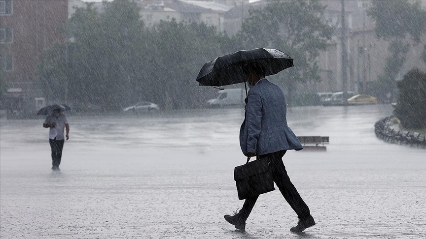 Marmara ve Ege'de kuvvetli yağış uyarısı