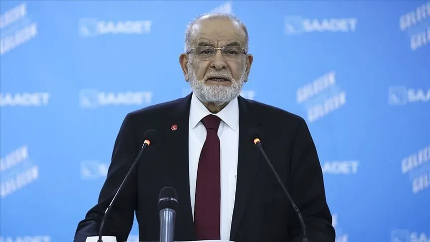 Saadet Partisi Genel Başkanı Karamollaoğlu oyunu kullandı