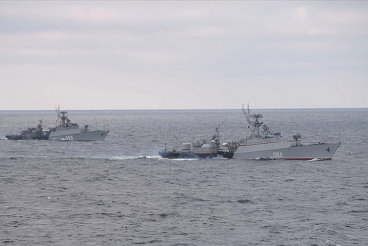 Çin ve Rusya savaş gemileri, Alaska açıklarında görüldü