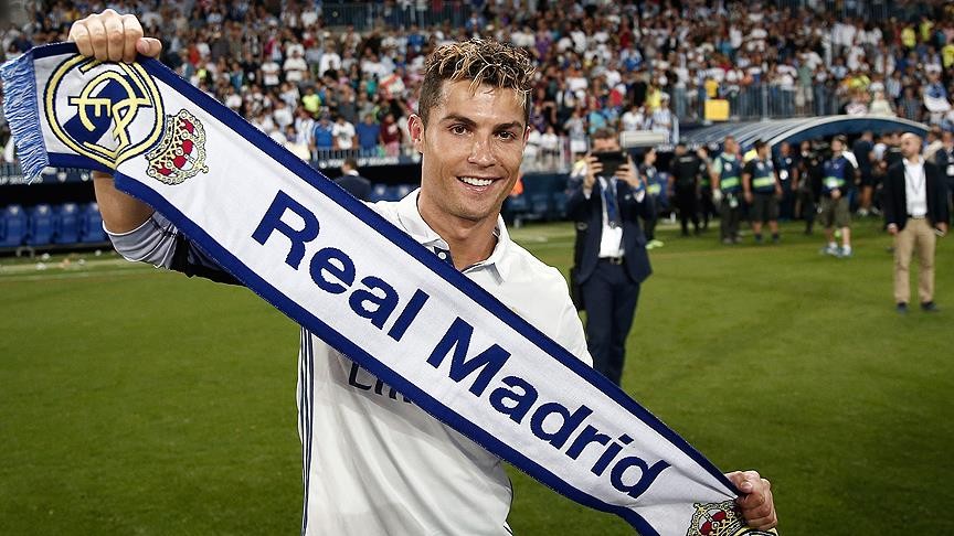 Real Madrid yeni transferi 33 yaşındaki Joselu'yu basına tanıttı