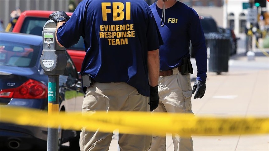 CIA karargahı önünde ilginç olay! FBI ajanı vurdu