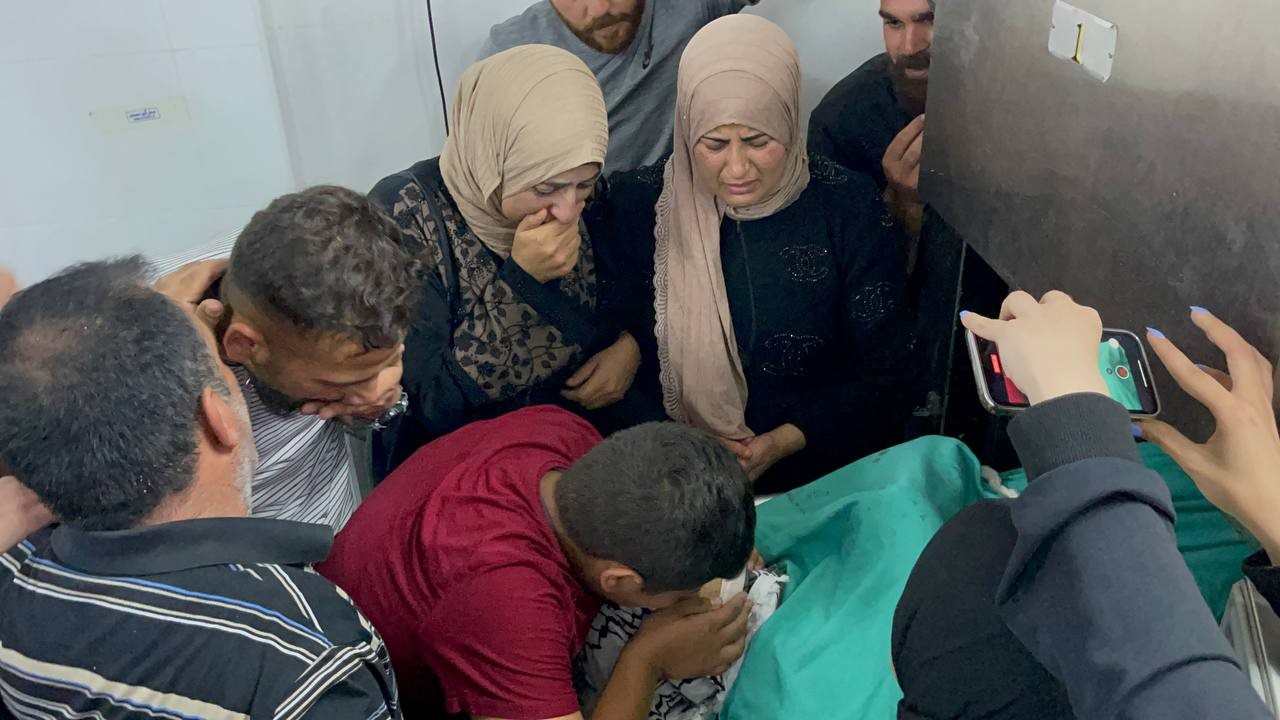 İsrail askerlerinin eline yine çocuk kanı bulaştı