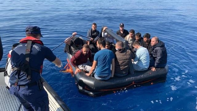 Yunanistan'ın ölüme İttiği 75 göçmen kurtarıldı