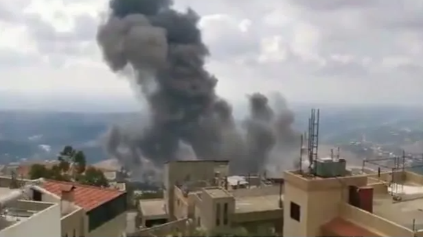 Lübnan'daki bir köy evinde büyük patlama