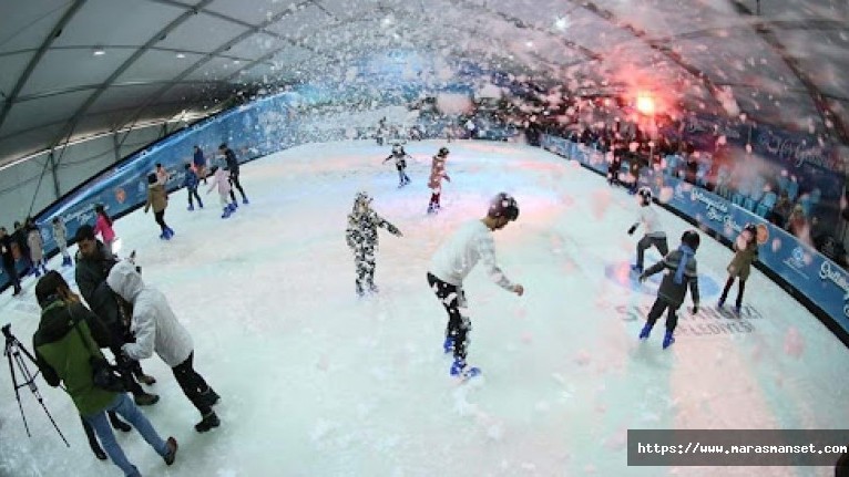Zeytinburnu Belediyesinden kiralık buz pisti