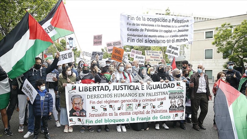 Madrid'de Filistin'e destek gösterisi