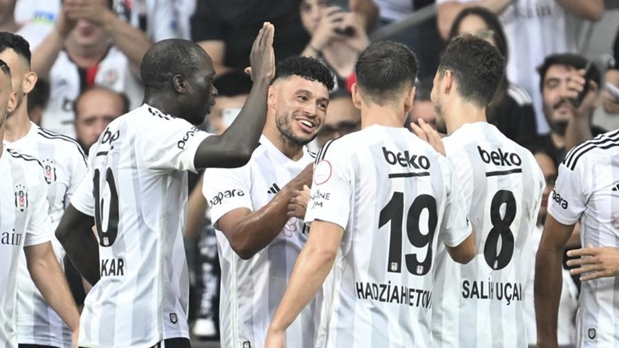 Beşiktaş'ta Büyük Revizyon: 19 futbolcuyla yollar ayrılıyor!
