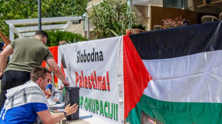 Karadağ'da Filistin'e destek gösterisi düzenlendi