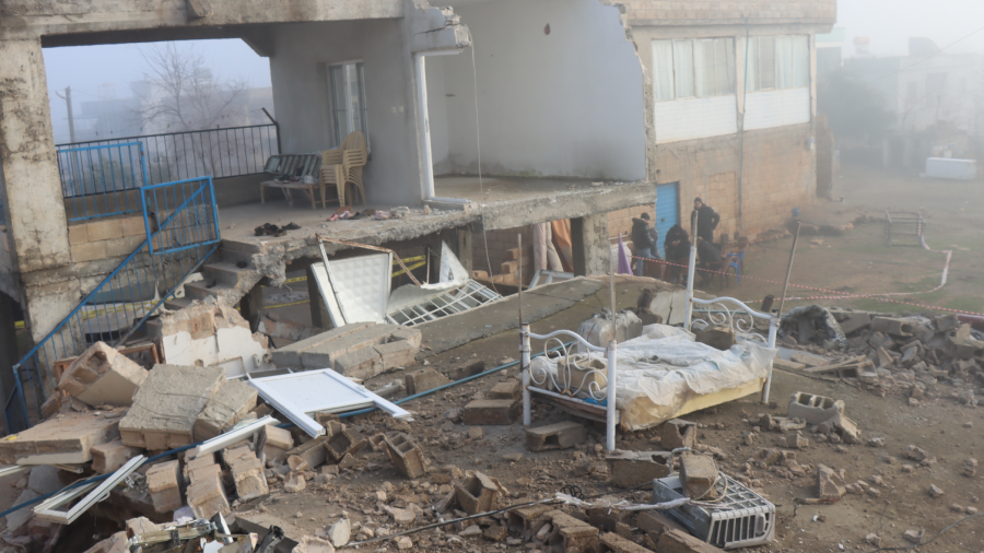 Şanlıurfa'da ev çöktü: 2 ölü, 8 yaralı