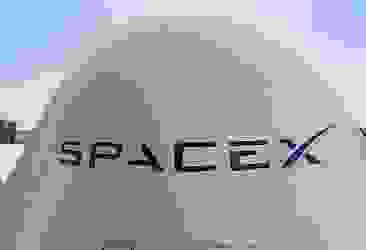 NASA, Ay'a inecek! SpaceX ile anlaştı