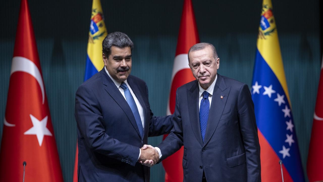 Maduro, Cumhurbaşkanı Erdoğan'ı paylaştı