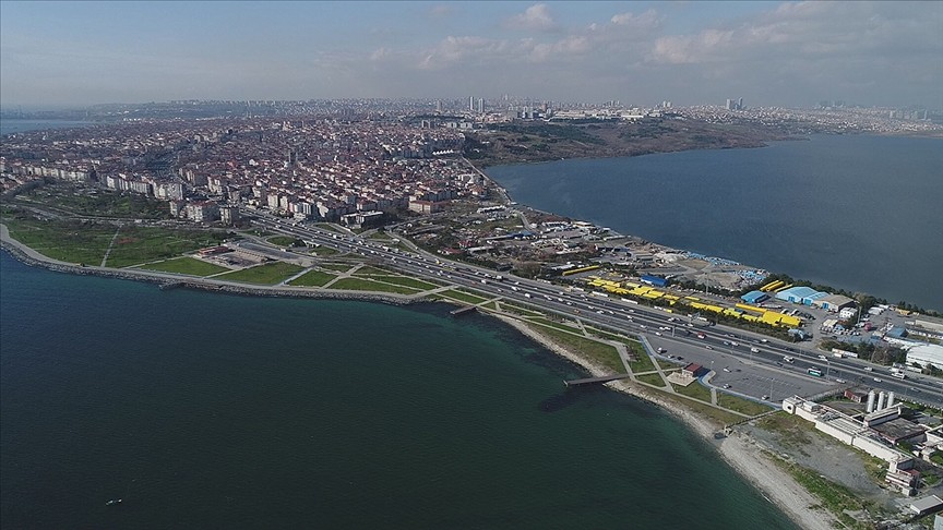 Karaismailoğlu'dan Kanal İstanbul için bütçe açıklaması