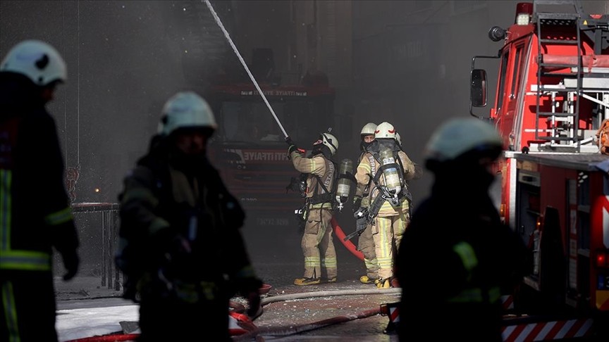 ​İstanbul Valiliği açıkladı: Yangında 4 kişi öldü