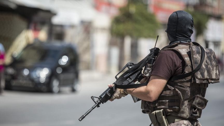 Terör örgütü DEAŞ'a yönelik operasyonda 17 zanlı yakalandı