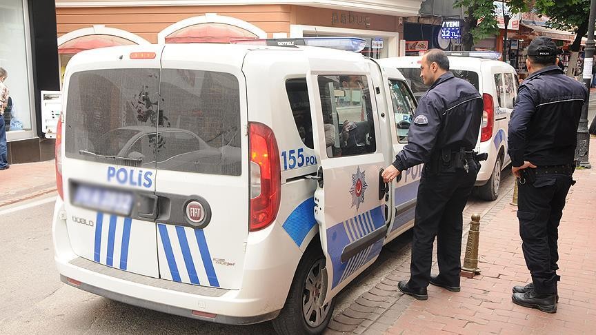 İstanbul'da çeşitli suçlardan aranan 960 kişi yakalandı