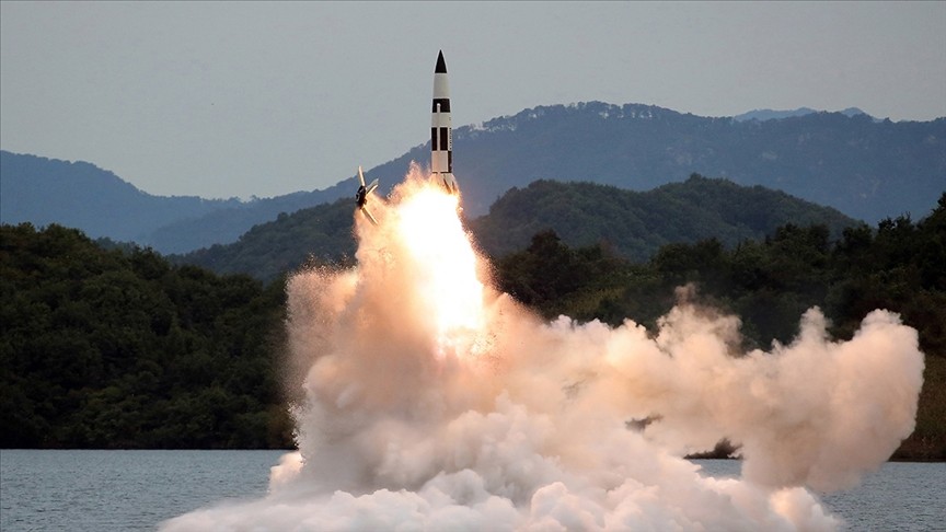 Kuzey Kore: Füze denemelerini savunma amaçlı yapıyoruz