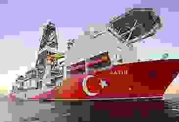 Fatih gemisi Türkali-5'te sondaja başladı