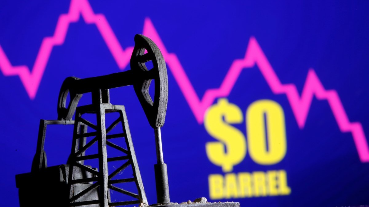 Trump fırsatı gördü: 75 milyon varil ham petrol alacağız